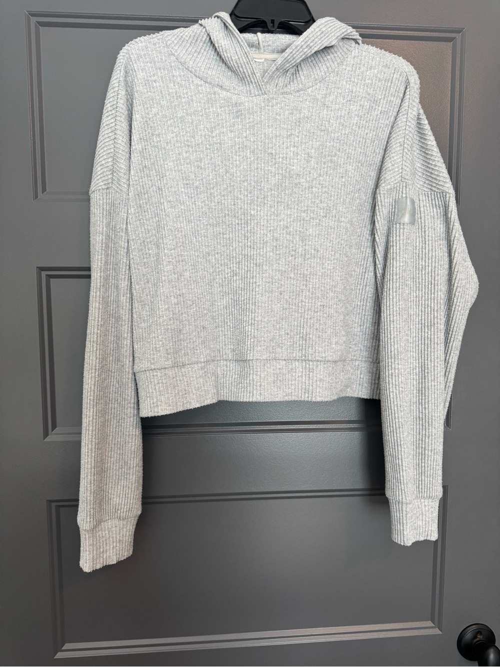 ALO Yoga Light Gray Ribbed Hoodie Sweater
